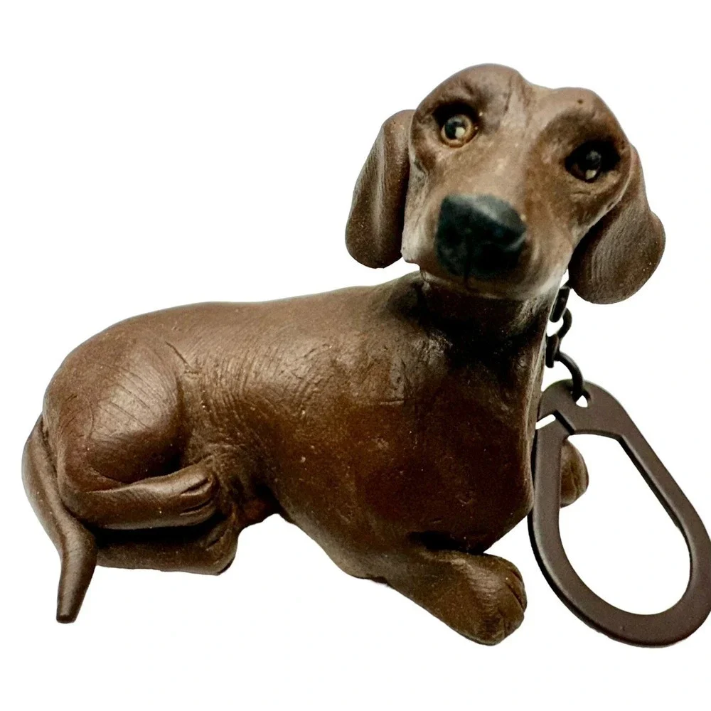 VINTAGE BROWN DACHSHUND KEY CHAIN  NEW OLD STOCK WITH TAG